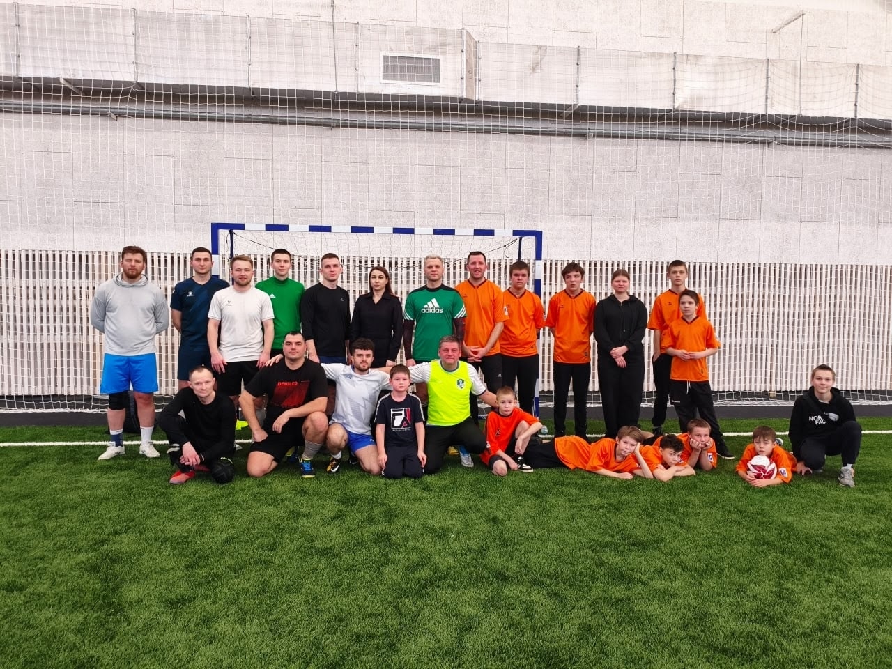 Юные футболисты нашего Центра сыграли в футбол с сотрудниками полиции и ФСИН области