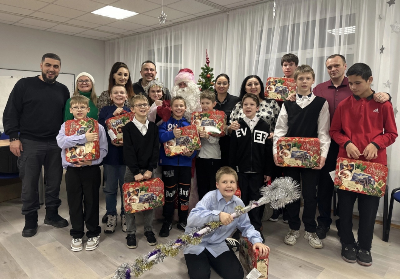 НОВОГОДНИЙ СЮРПРИЗ