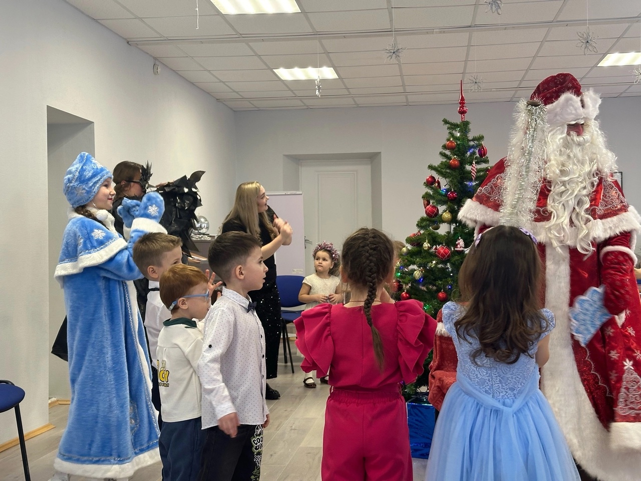 ВОЛШЕБНЫЕ ВЫХОДНЫЕ У ДЕТЕЙ ИЗ ЗАМЕЩАЮЩИХ СЕМЕЙ