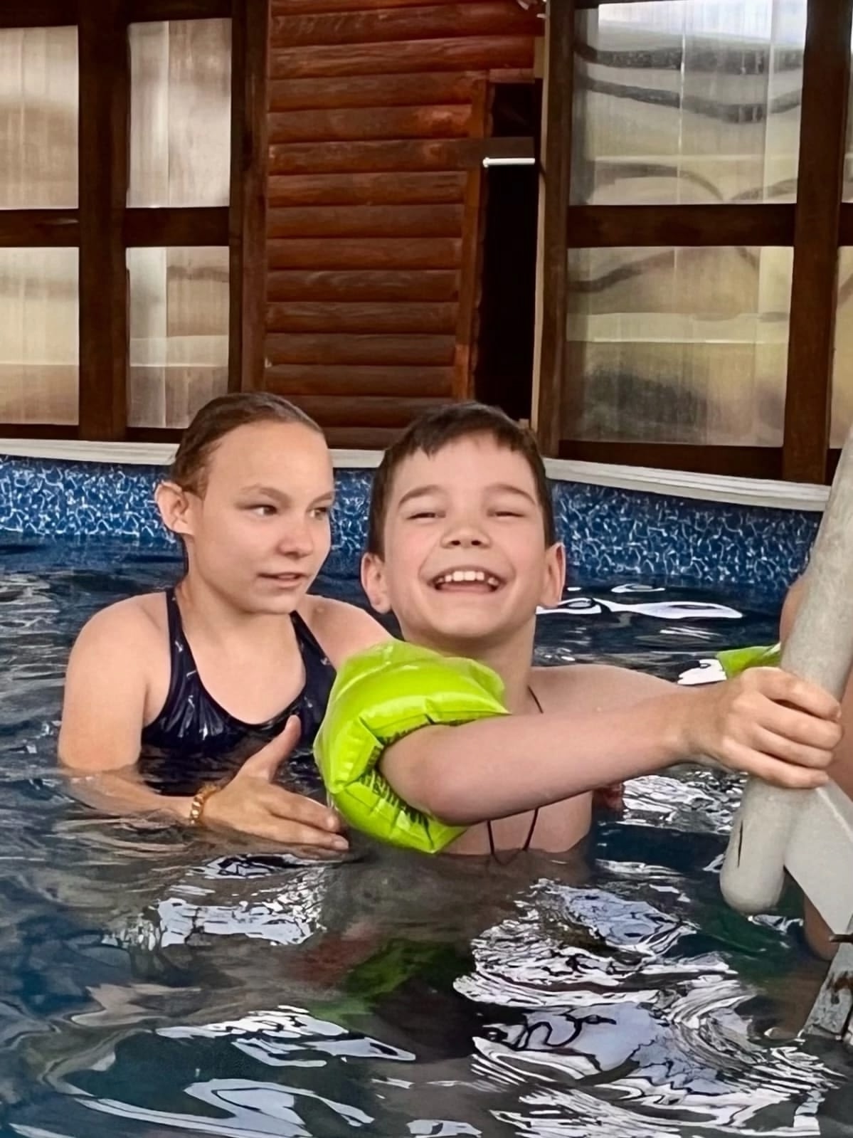 НА КАНИКУЛАХ В СЕМЬЕ 