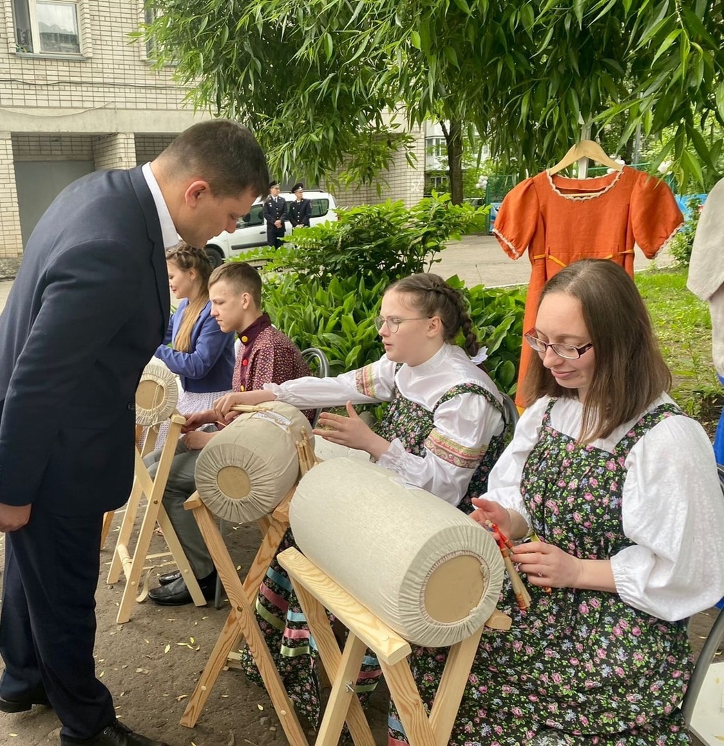 Специальности вологда. Центр помощи детям.