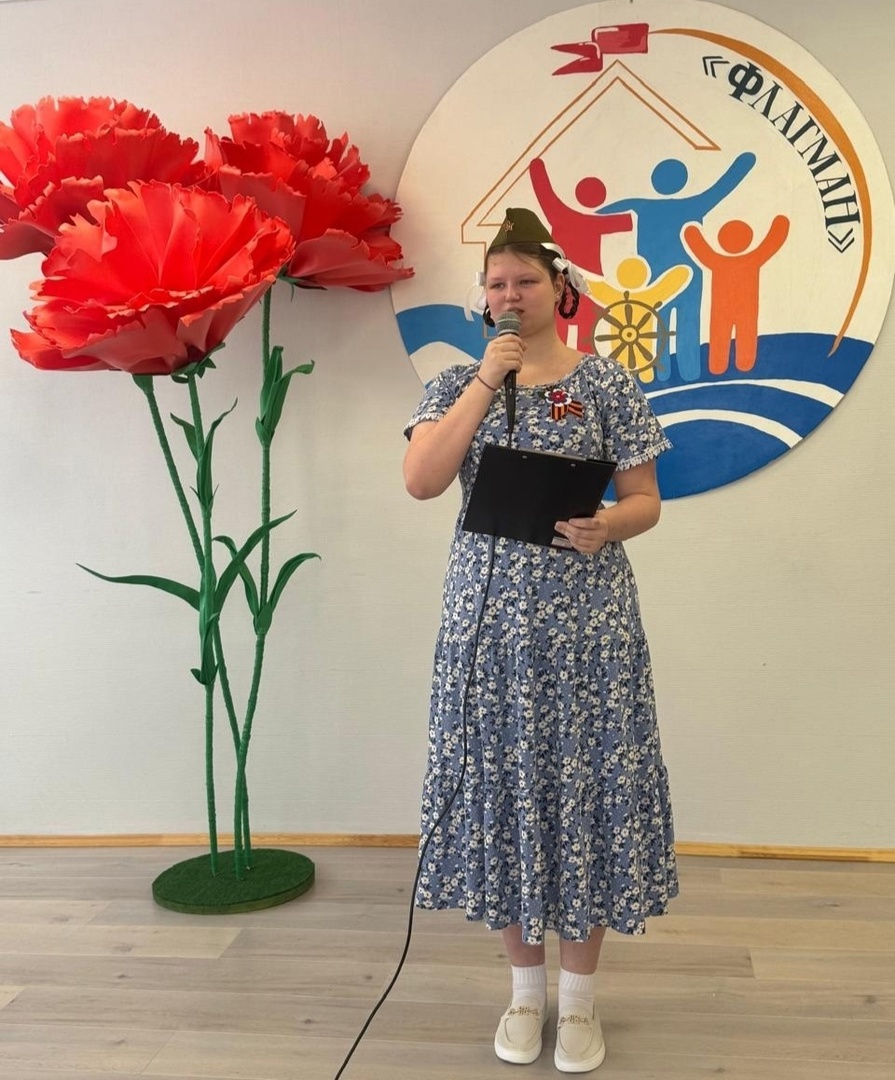 Великий праздник -День Победы- праздник со слезами на глазах.