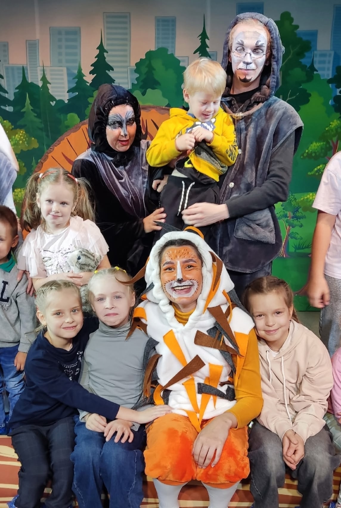 А вы любите театр? 