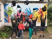 А ЛЕТО ЦВЕТА НЕБА!